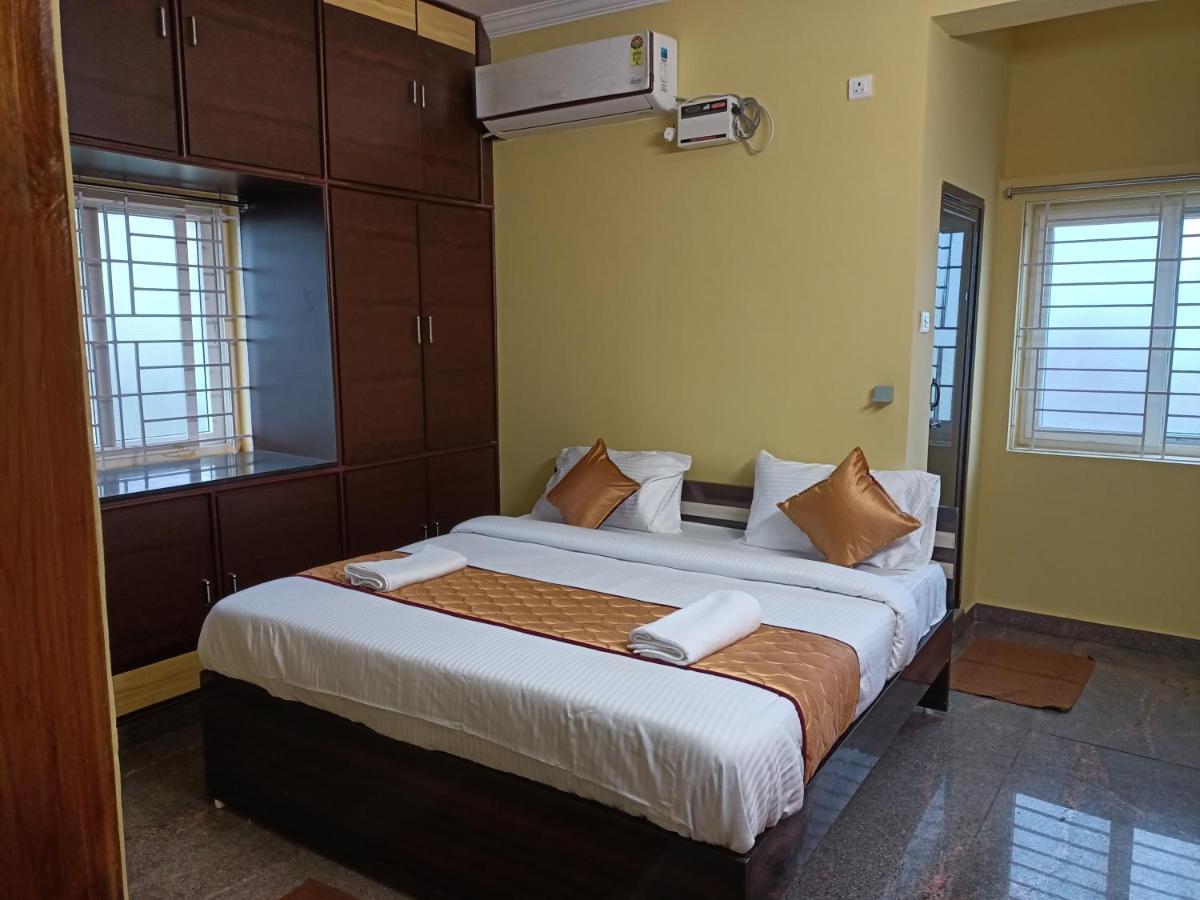 Four Seasons Home Stay Tirupati Exterior foto