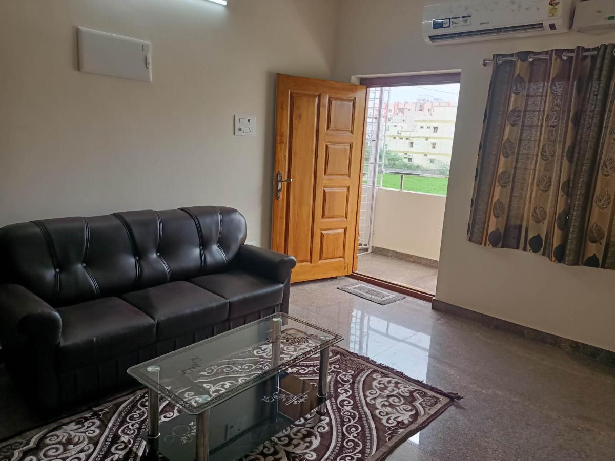 Four Seasons Home Stay Tirupati Exterior foto