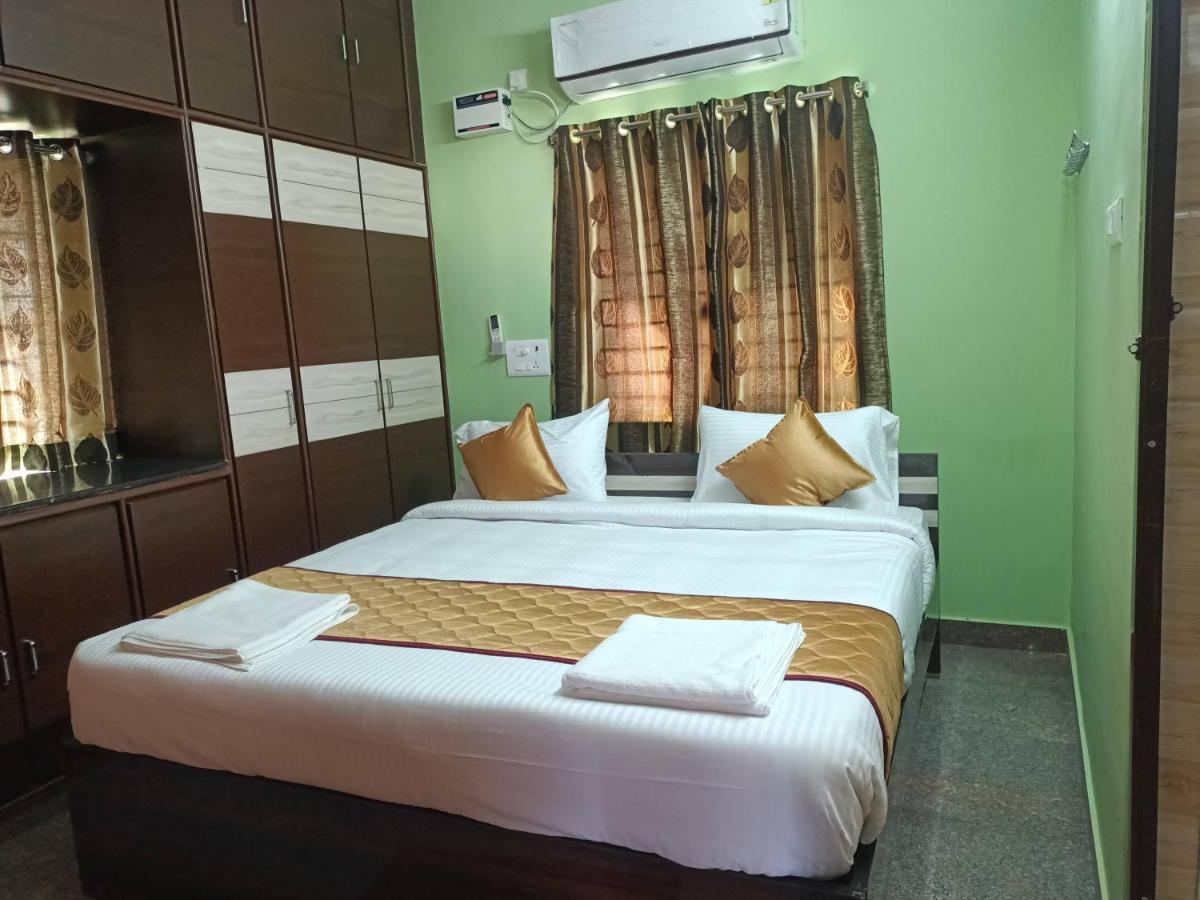 Four Seasons Home Stay Tirupati Exterior foto